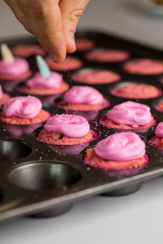 Cupcake baking set clearance